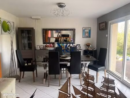 maison 6 pièces 95 m²