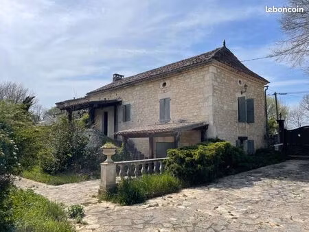 maison 9 pièces 273 m²