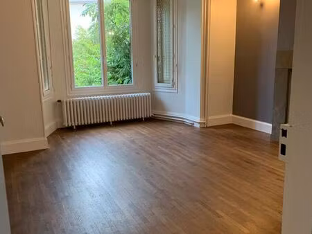 maison 4 à ( pièces