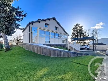 maison 7 pièces 131 m²