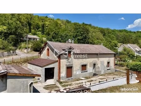 propriété 10 pièces 137 m²