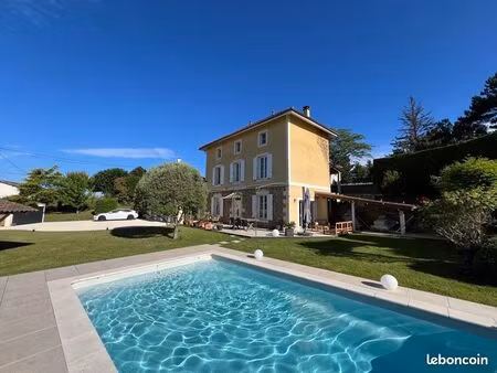 maison familiale 177 m² avec piscine - proche de lyon  valence et grenoble