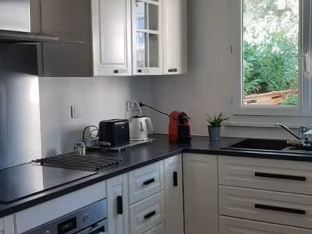 chambre 1 pièce 14 m²