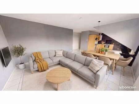 appartement 3 pièces 94 m²