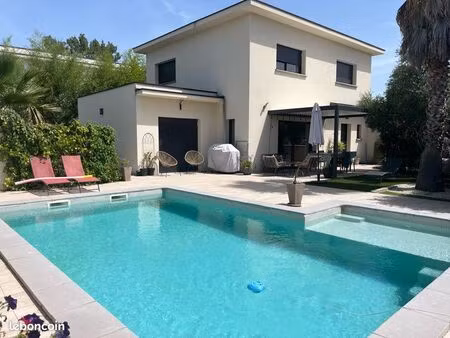 maison - 145 m2 - 6 pièces