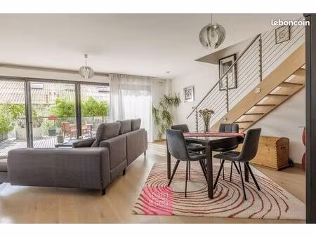 duplex 4 pièces 109 m²