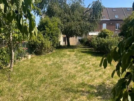 appartement 3 chambres + cave et jardin