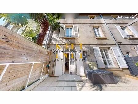 appartement 5 pièces 188 m²