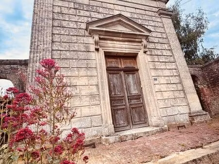 bien atypique — ancienne chapelle transformée en loft / logement