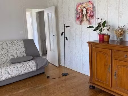 haut cenon. plain pied. 3 chambres. bureau. véranda. joli jardin