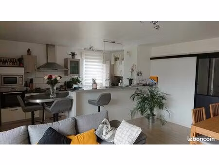betton – appartement t3 de 68m² avec balcon exposé sud-ouest