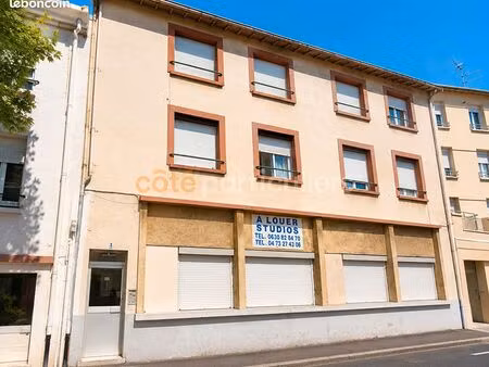 studio 1 pièce 29 m²