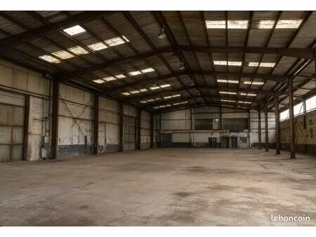location hangar 1800 m² centre ville marmande