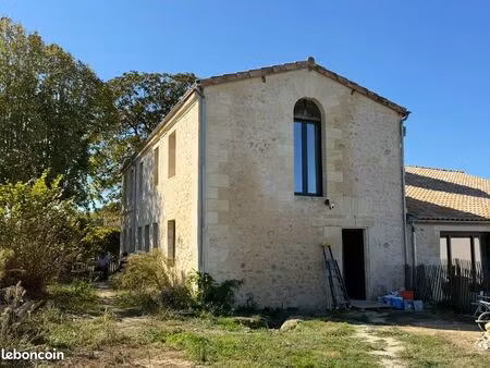 maison de 120m2 en pierres rénovée à neuf