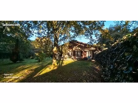 maison landaise près su lac