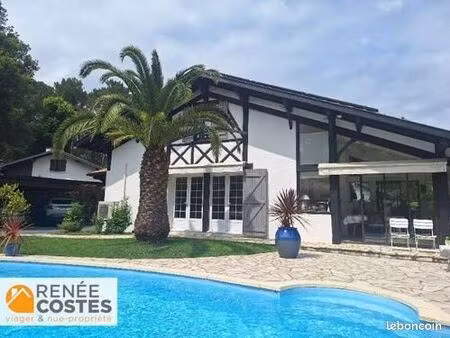 propriété en viager 6 pièces 135 m²