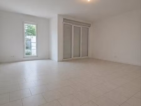 appartement rdc 2 chambres