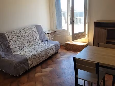 loue appartement t1 avec terrasse