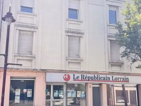 local commercial 80m2