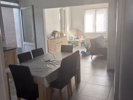 maison à louer 95m2 centre ville dispo 1er août