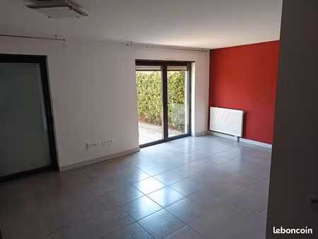 maison 2ch  73m2  jardin  terrasse  place de parking