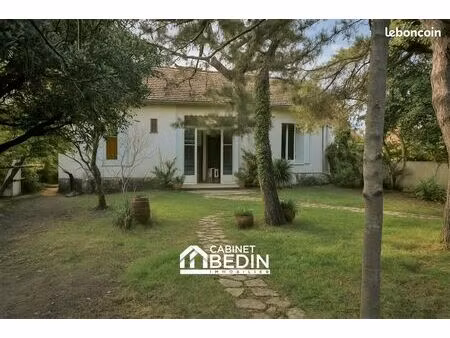 villa 8 pièces 184 m²