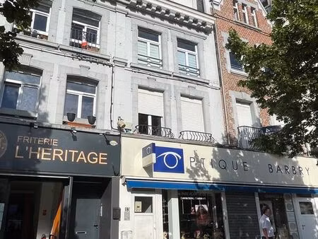 • duplex lumineux 82 m² - hypercentre armentières – vue grand-place