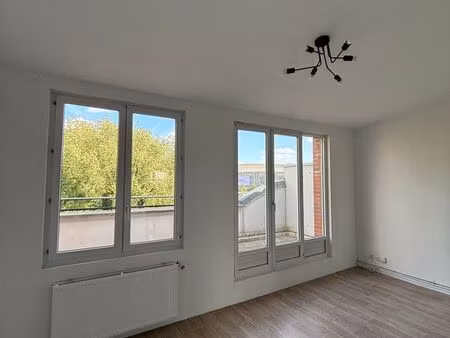 appartement duplex lumineux – 3 chambres – balcon – garage – villeneuve-d’ascq v2