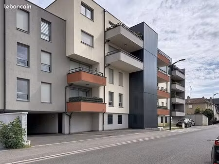 appartement 3 pièces 78 m²