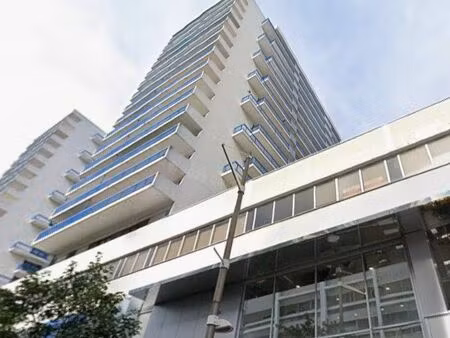 bureaux 107 m²