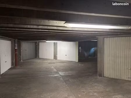 garage fermé 21 m² – place paul mistral grenoble – copropriété sécurisée