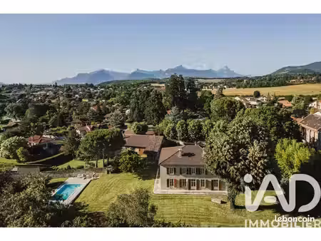 propriété 8 pièces 337 m²