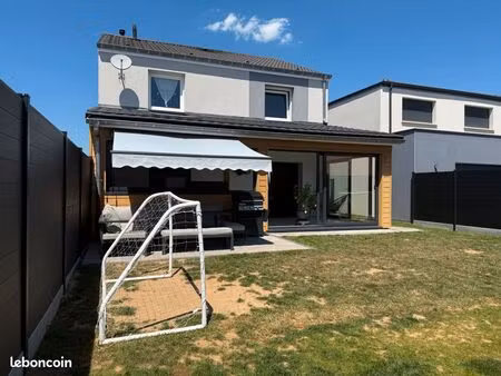 vente maison familiale individuelle de 127 45 m² habitables avec jardin  terrasse et garag
