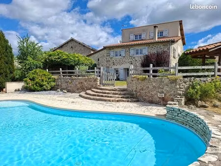 maison 5 pièces 150 m²
