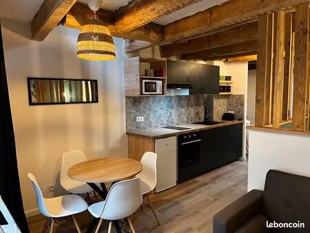 studio meublé centre village