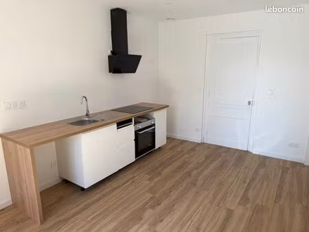 appartement à louer - t2   31m2