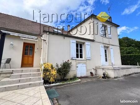 maison 5 pièces 128 m²