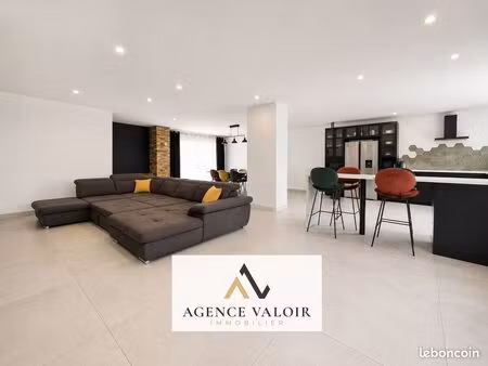 maison 5 pièces 182 m²