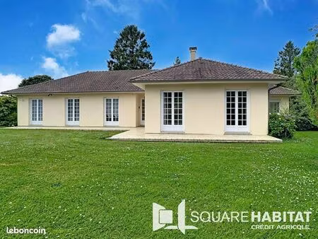 pavillon 8 pièces 167 m²