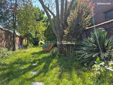 maison 8 pièces 132 m²