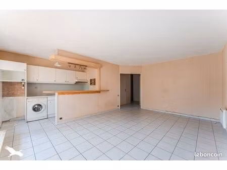 appartement 2 pièces 46 m²