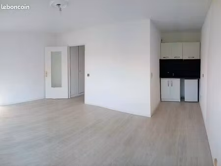 studio 31m² lumineux. idéal étudiant ou jeune actif