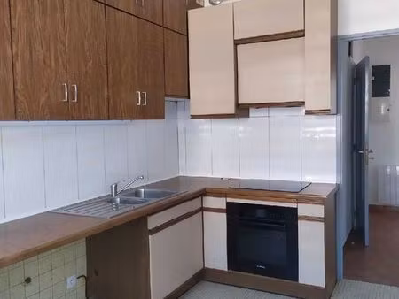 yutz centre 52 m2 f2  au rez-de-chaussée
