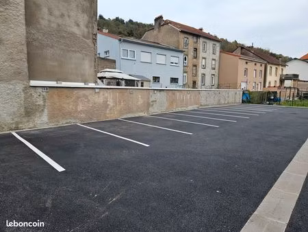 places de parking à louer