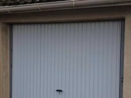 garage sécurisé 15 m2