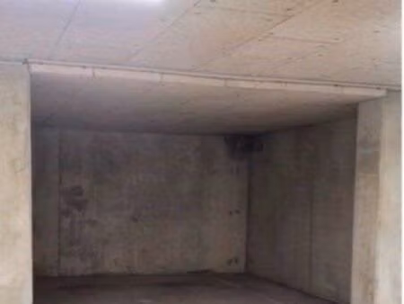 grand parking souterrain 16m213 rue de bucarest