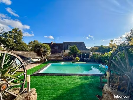 maison 12 pièces 260 m²