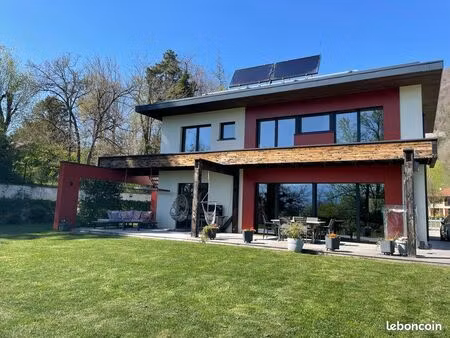 bien rare : maison passive contemporaine de 8 pièces avec vue – 170 m2 – terrain de 1 026 