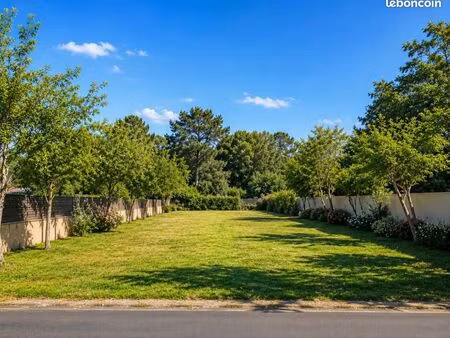 terrain 900 m² le bouscat