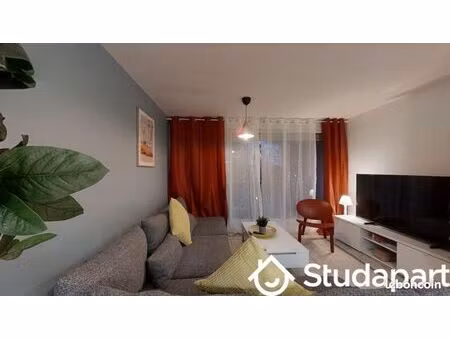 chambre 1 pièce 12 m²